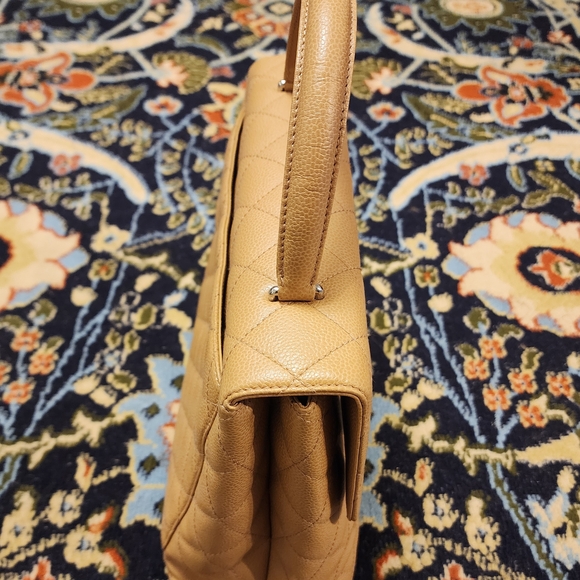 Vintage Chanel Kelly Top Handle Cavier Biege SHW (2001) - Picture 15 of 16